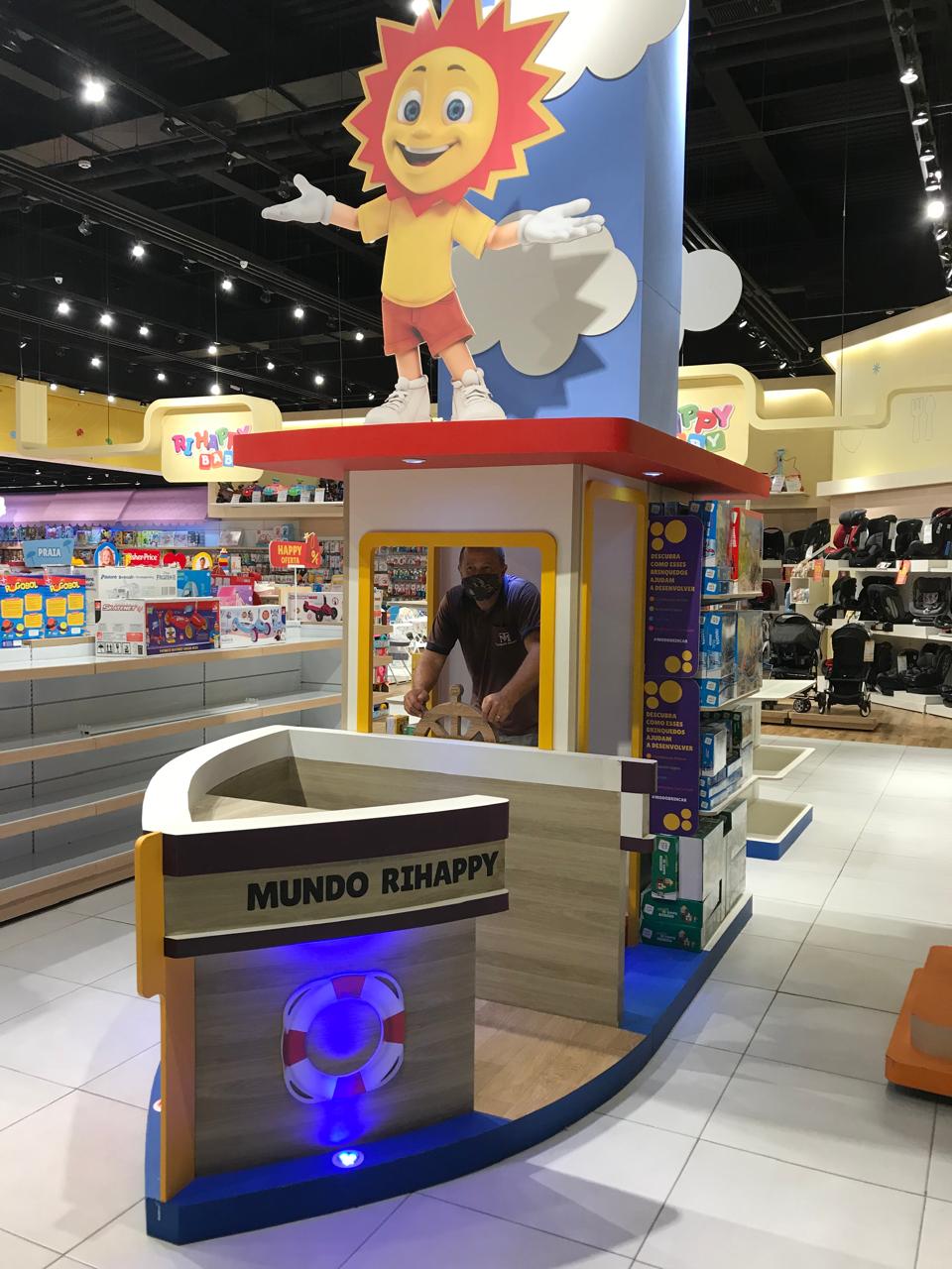 Marcenaria comercial — Cenografia · Rihappy Paraíba